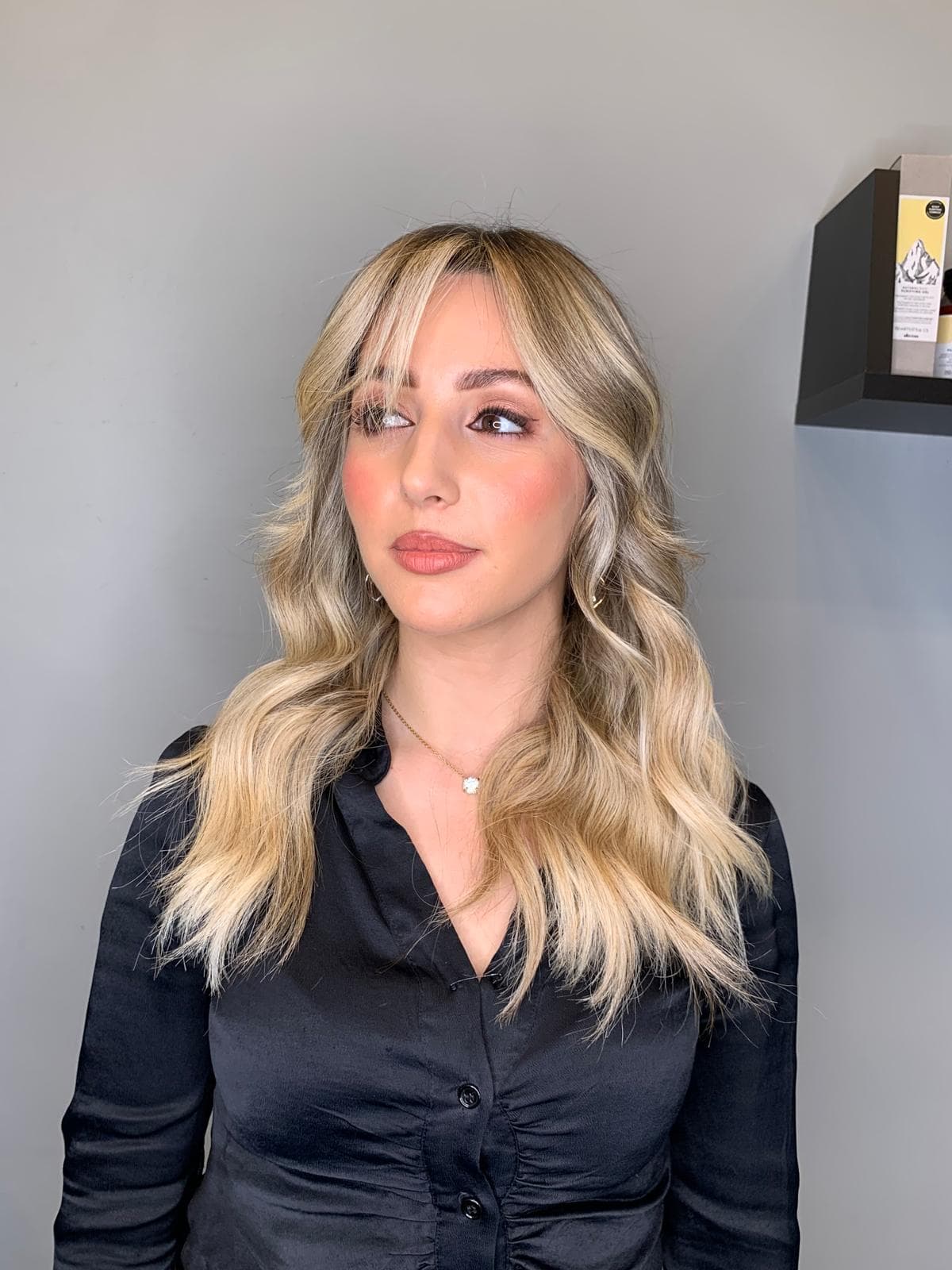 Biondo con ciocche viso — Mave Milano
